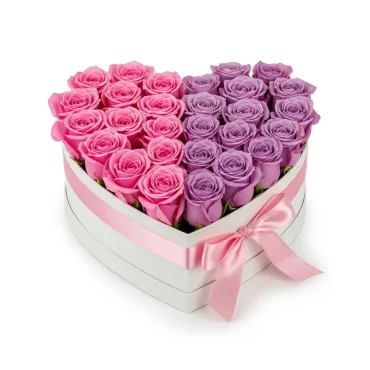 Royal Blush â€“ 30 Roses Heart Box